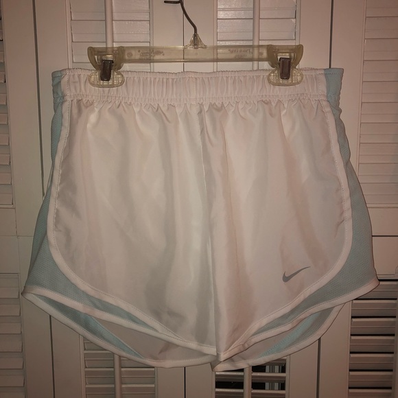 4 PACK Nike shorts - Picture 2 of 4